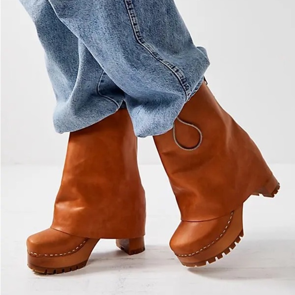 Swedish Hasbeens Claudia